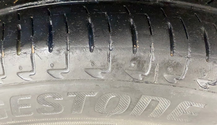 2023 Maruti IGNIS ZETA 1.2 AMT, Petrol, Automatic, 32,433 km, Right Front Tyre Tread