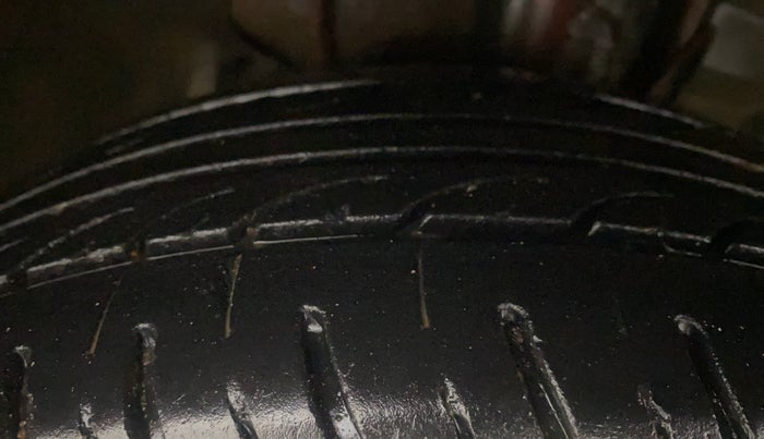 2016 Tata Tiago XZ PETROL, Petrol, Manual, 56,229 km, Right Front Tyre Tread