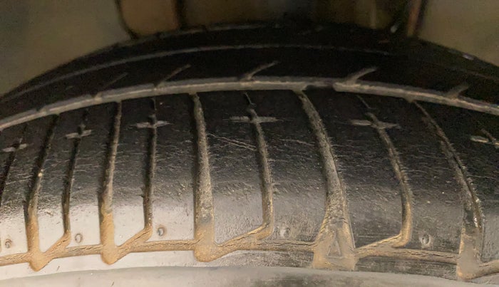 2019 Tata TIGOR XZ PLUS PETROL, Petrol, Manual, 25,712 km, Right Front Tyre Tread