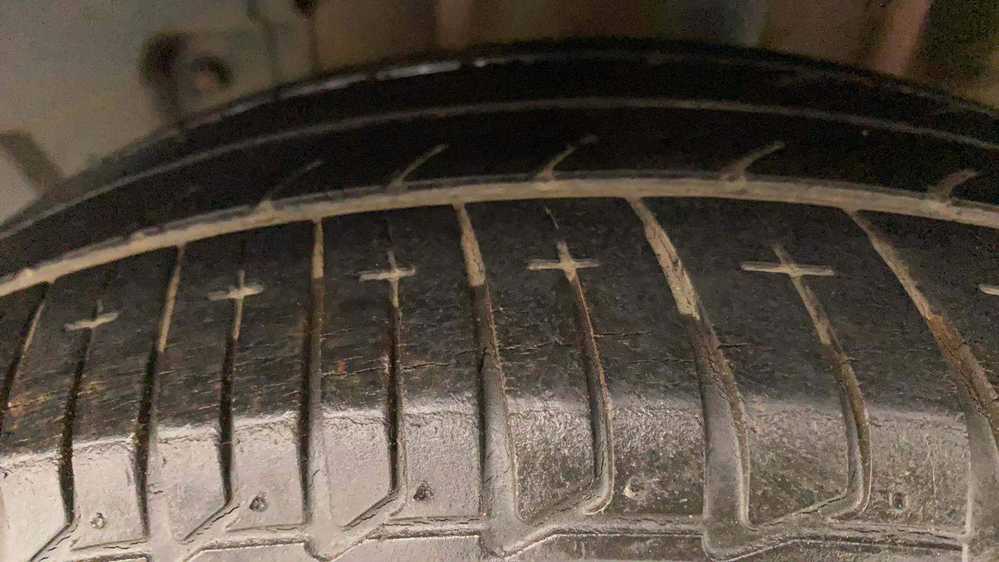 2019 Tata TIGOR XZ PLUS PETROL, Petrol, Manual, 25,712 km, Left Rear Tyre Tread
