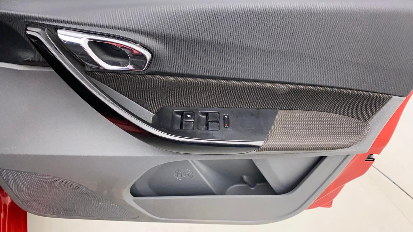 2019 Tata TIGOR XZ PLUS PETROL, Petrol, Manual, 25,712 km, Driver Side Door Panels Control