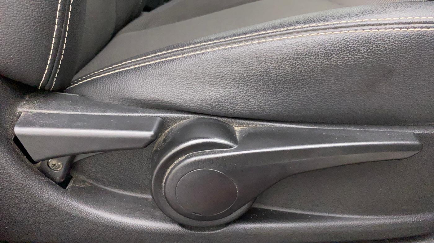 2019 Tata TIGOR XZ PLUS PETROL, Petrol, Manual, 25,712 km, Driver Side Adjustment Panel