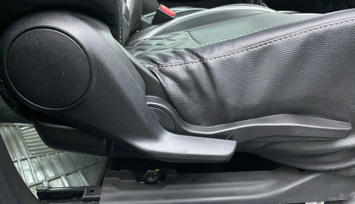 2018 Maruti Baleno ZETA 1.2 K12, Petrol, Manual, 22,161 km, Driver Side Adjustment Panel