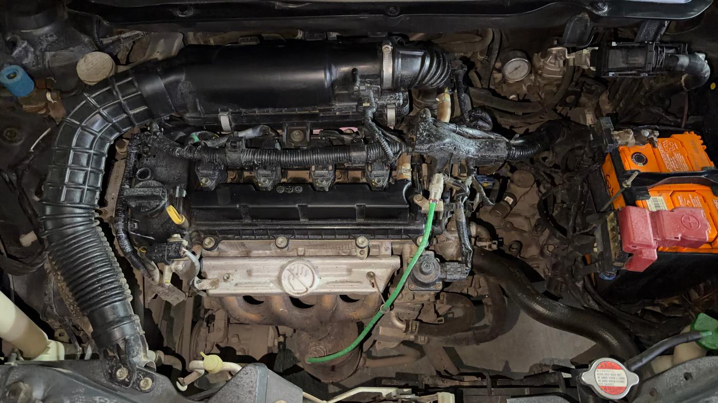 2021 Maruti Dzire LXI, CNG, Manual, 68,572 km, Engine View