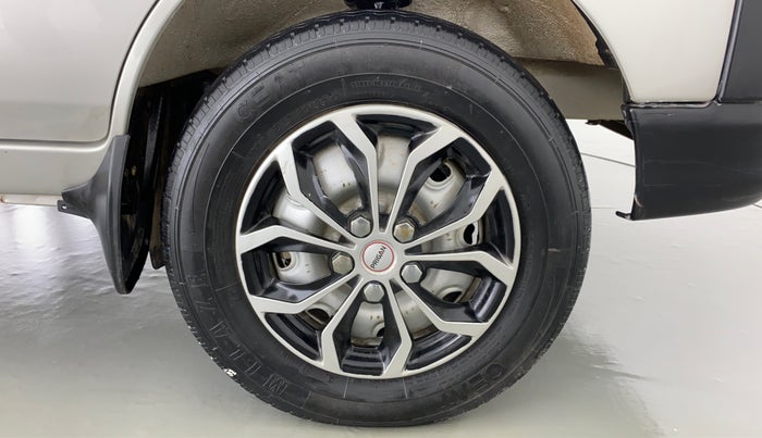 2020 Maruti Eeco 5 STR CNG WITH AC PLUSHTR, CNG, Manual, 30,246 km, Right Front Wheel