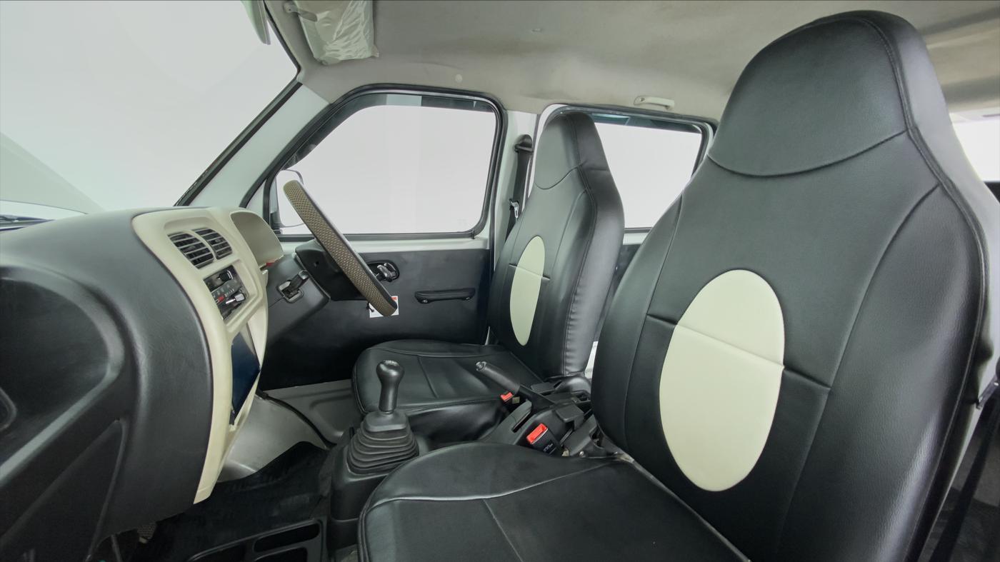 2020 Maruti Eeco 5 STR CNG WITH AC PLUSHTR, CNG, Manual, 30,246 km, Right Side Front Door Cabin