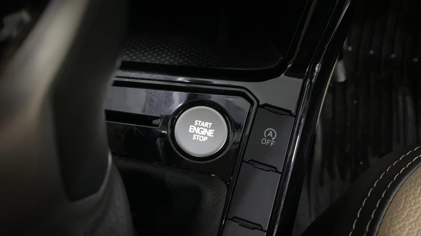 2024 Volkswagen VIRTUS Highline Plus 1.0 TSI AT, Petrol, Automatic, 21,452 km, Keyless Start/ Stop Button