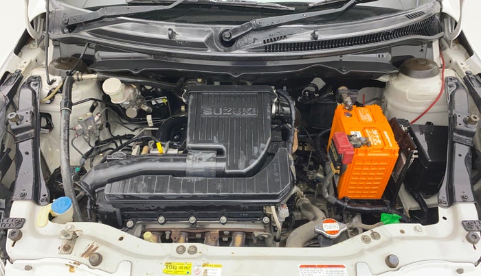 2015 Maruti Swift VXI, Petrol, Manual, 71,857 km, Engine View