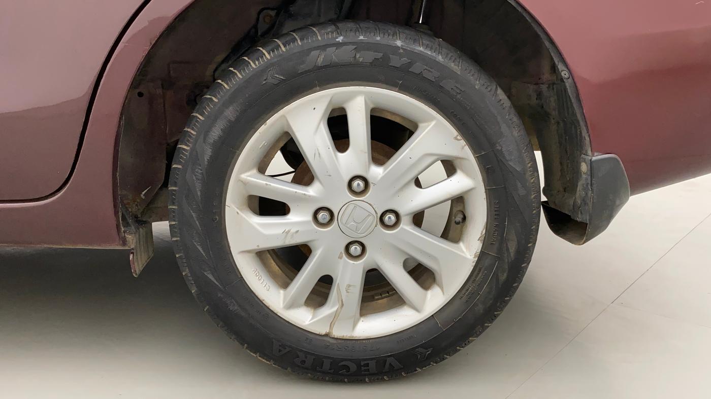 2013 Honda Amaze 1.5L I-DTEC VX, Diesel, Manual, 86,069 km, Left Rear Wheel