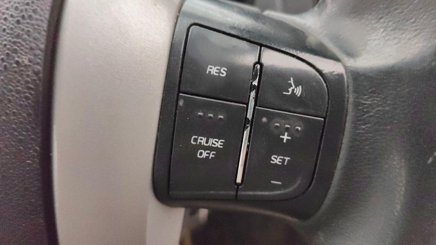 2016 Mahindra XUV500 W10, Diesel, Manual, 1,15,976 km, Adaptive Cruise Control