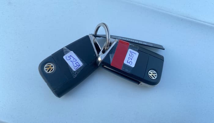 2018 Volkswagen TIGUAN HIGHLINE TDI AT, Diesel, Automatic, 1,43,834 km, Key Close Up