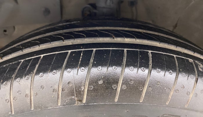 2011 Honda Jazz 1.2L I-VTEC S, Petrol, Manual, 99,038 km, Left Front Tyre Tread