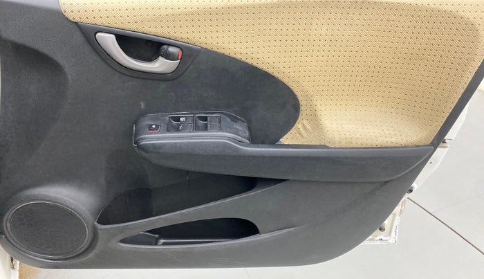 2011 Honda Jazz 1.2L I-VTEC S, Petrol, Manual, 99,038 km, Driver Side Door Panels Control