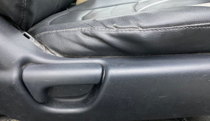 2011 Honda Jazz 1.2L I-VTEC S, Petrol, Manual, 99,038 km, Driver Side Adjustment Panel