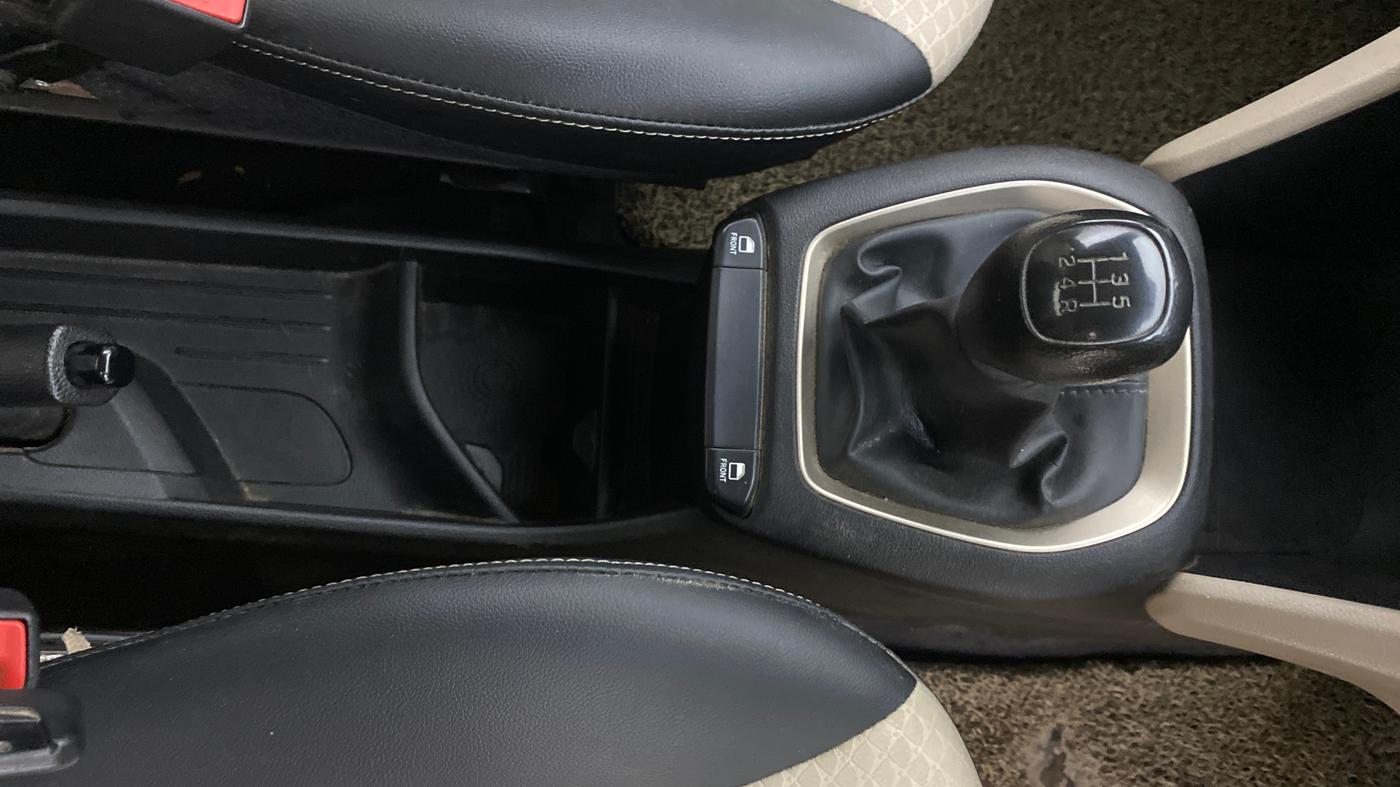 2019 Hyundai NEW SANTRO ERA EXECUTIVE, CNG, Manual, 37,559 km, Gear Lever
