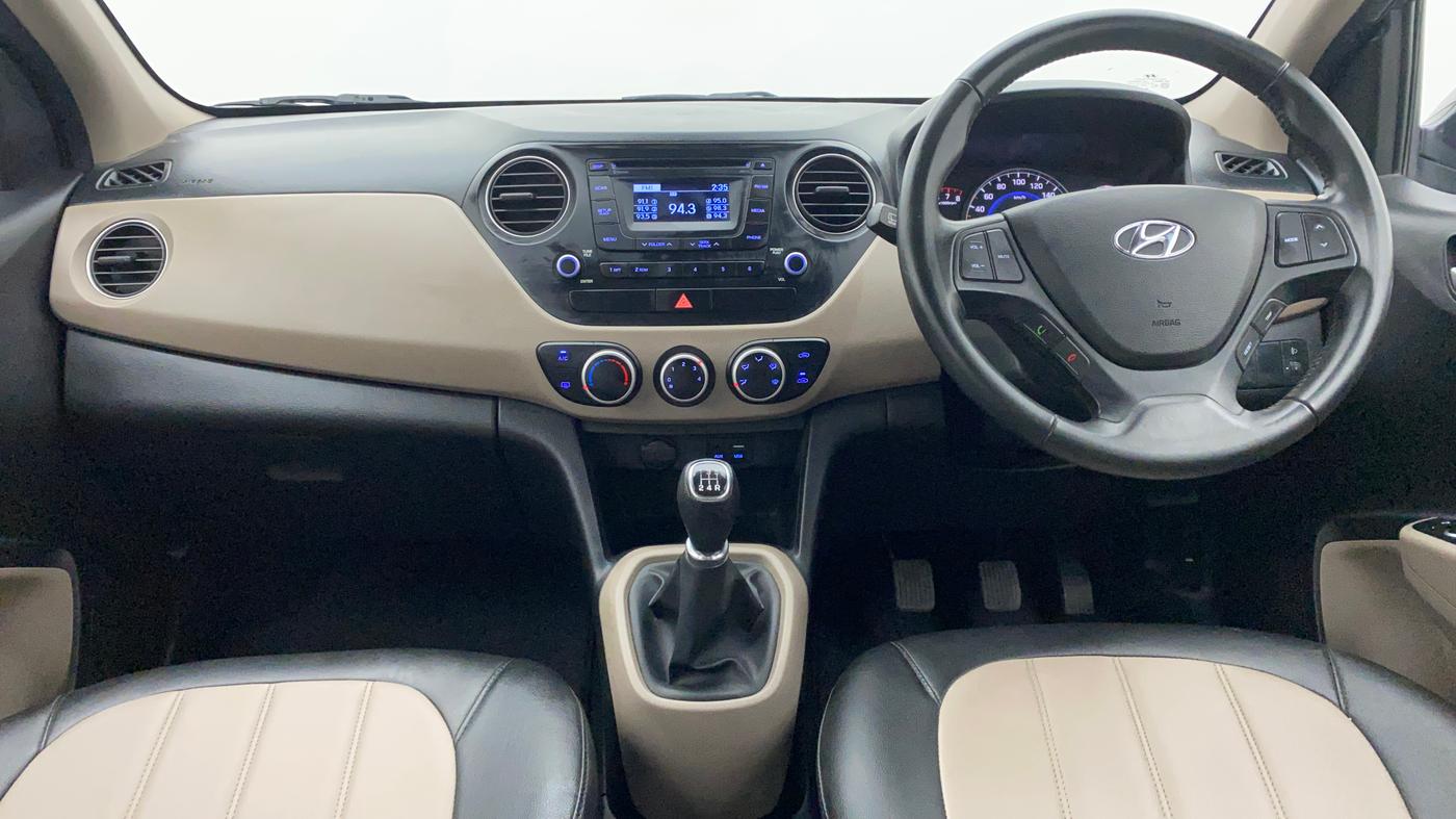 2015 Hyundai Grand i10 ASTA (O) 1.2 KAPPA VTVT, Petrol, Manual, 26,517 km, Dashboard
