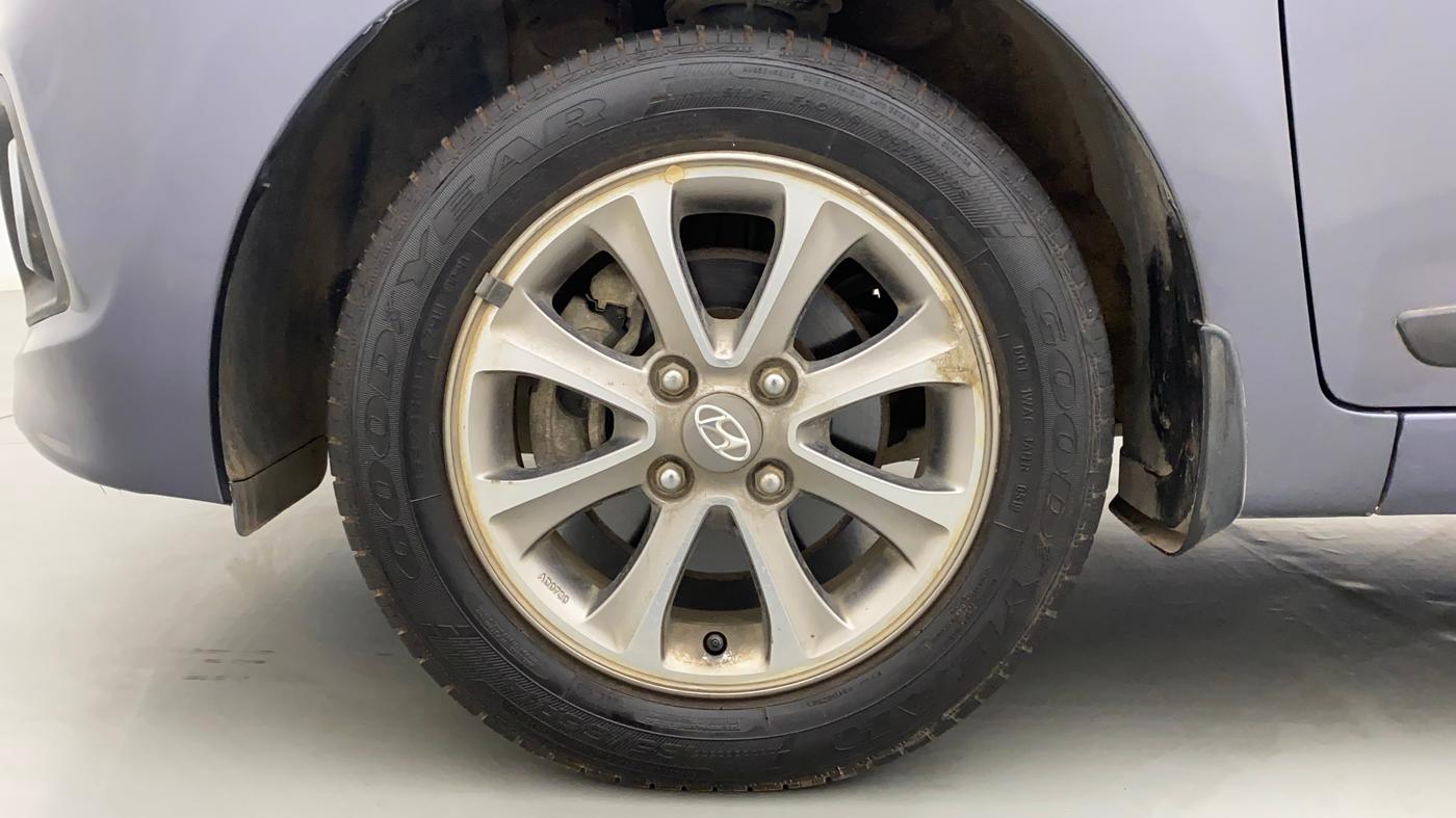 2015 Hyundai Grand i10 ASTA (O) 1.2 KAPPA VTVT, Petrol, Manual, 26,517 km, Left Front Wheel