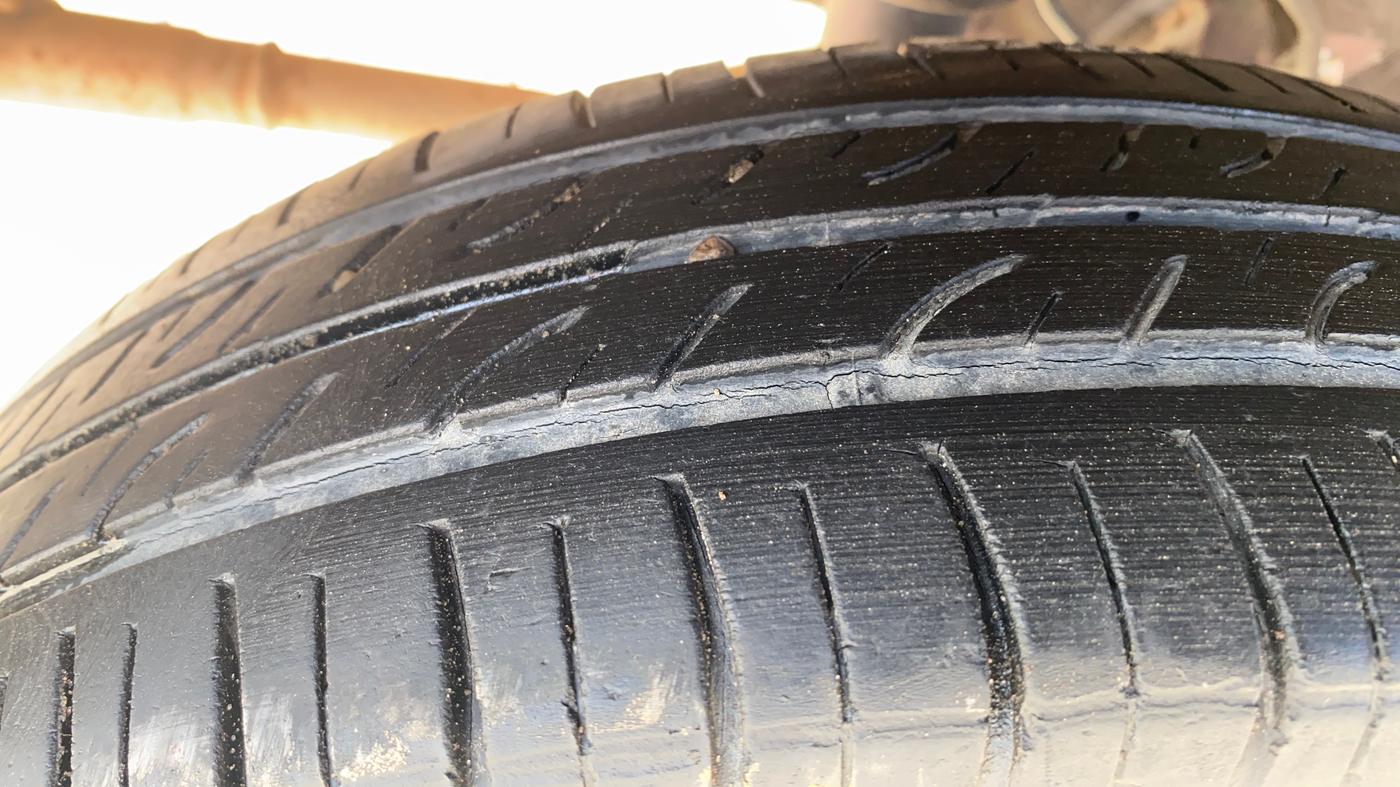 2014 Datsun Go T, Petrol, Manual, 77,725 km, Right Rear Tyre Tread
