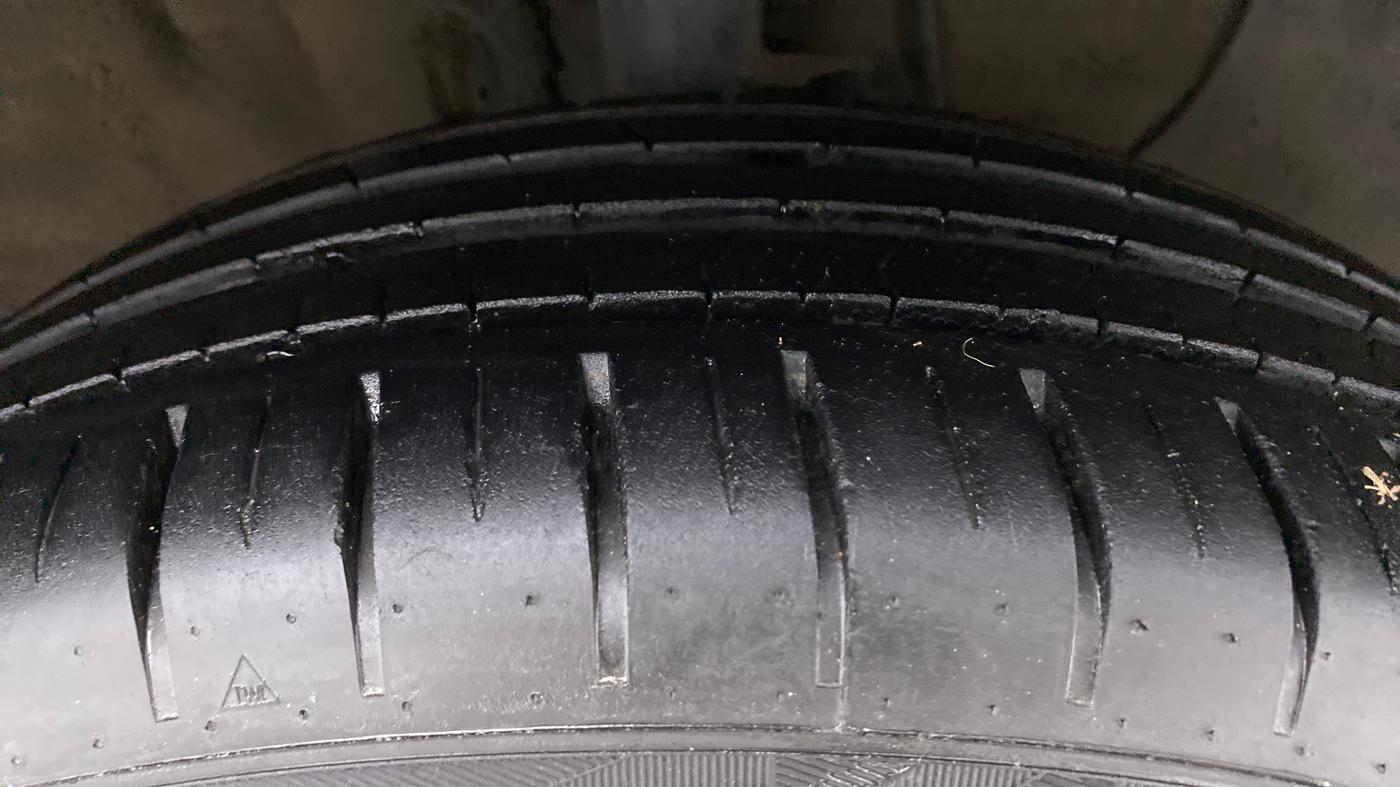 2015 Hyundai i20 Active 1.2 S, Petrol, Manual, 65,660 km, Right Front Tyre Tread