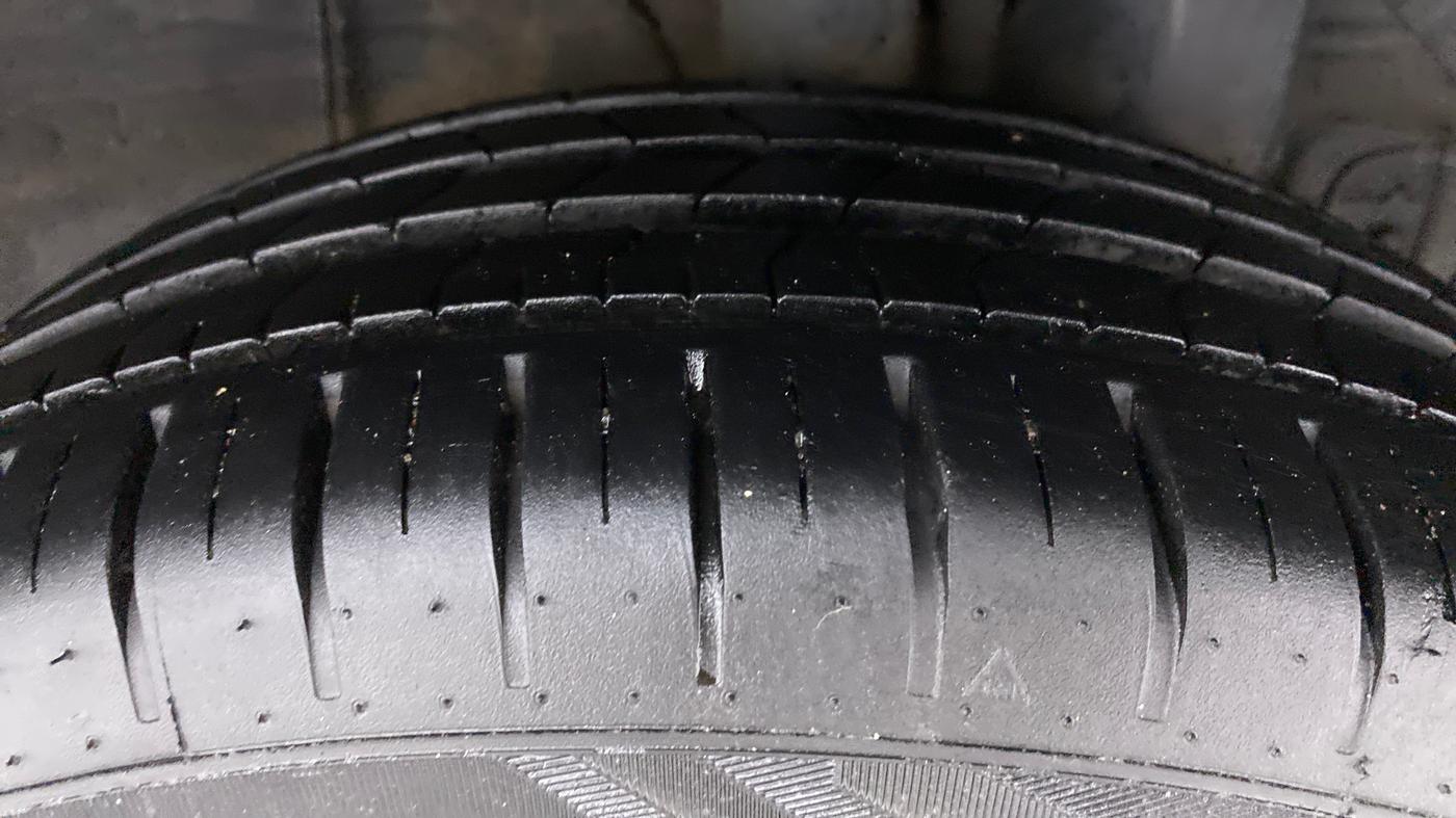 2015 Hyundai i20 Active 1.2 S, Petrol, Manual, 65,660 km, Left Rear Tyre Tread