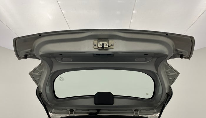 2018 Renault Kwid 1.0 RXT, Petrol, Manual, 29,780 km, Boot Door Open
