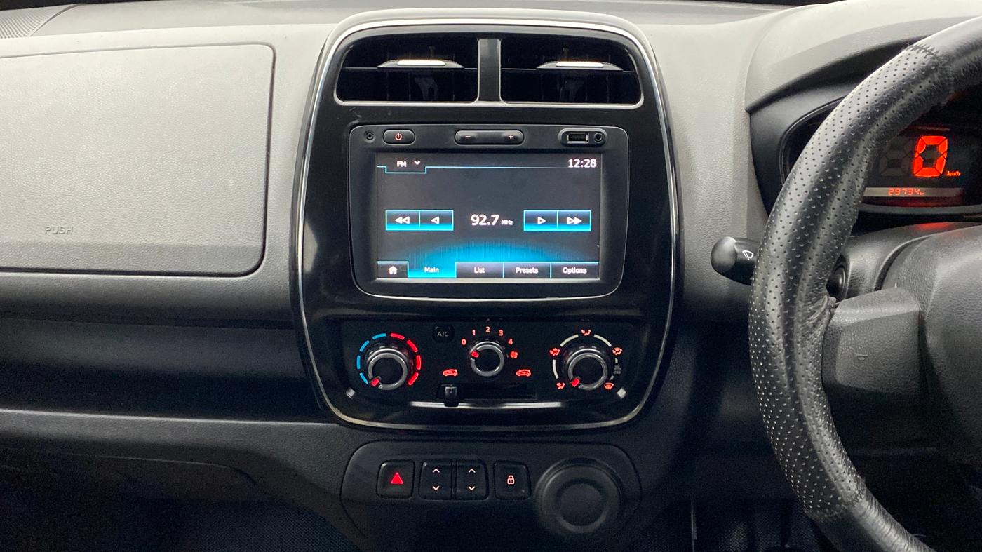 2018 Renault Kwid 1.0 RXT, Petrol, Manual, 29,780 km, Air Conditioner