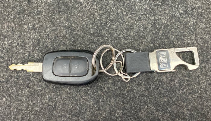 2018 Renault Kwid 1.0 RXT, Petrol, Manual, 29,780 km, Key Close Up