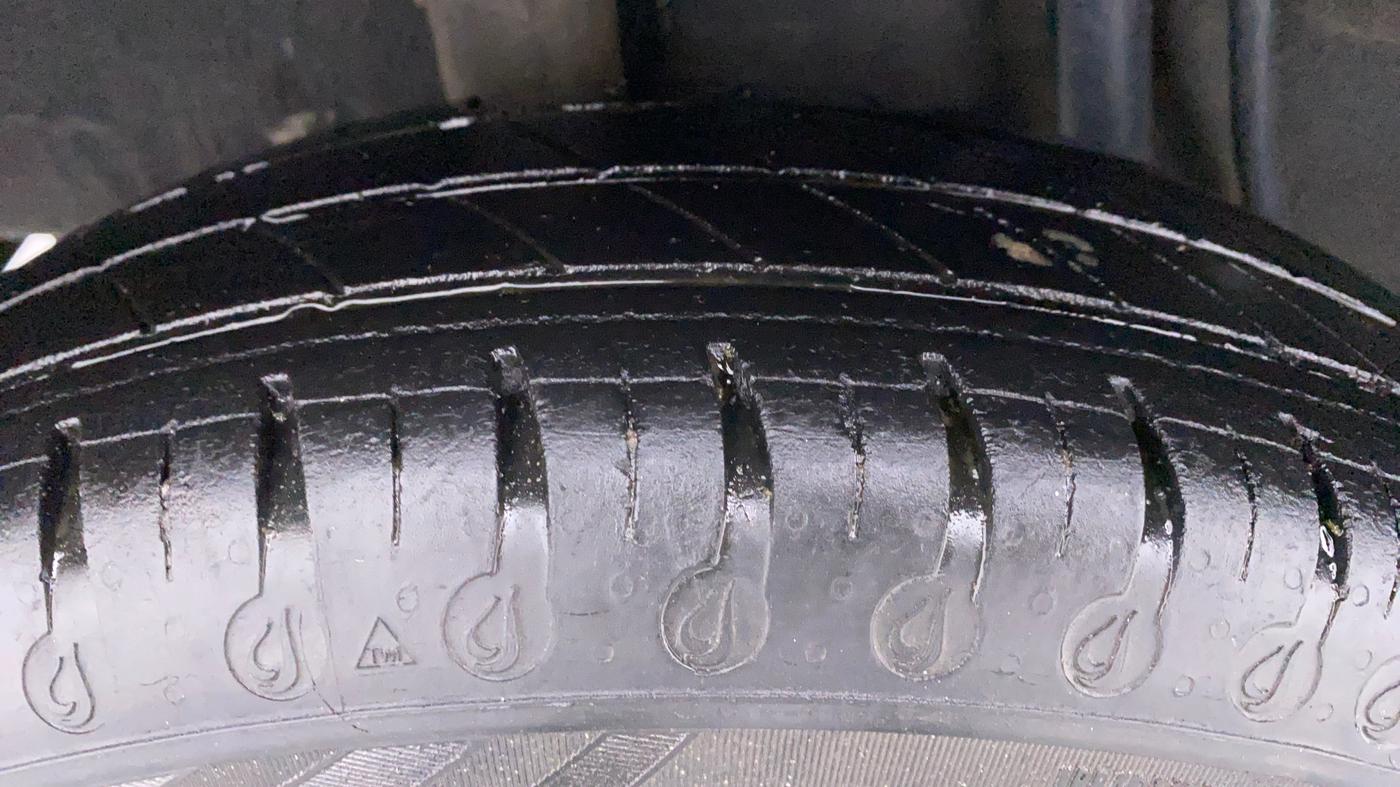 2020 Datsun Redi Go 1.0 T(O), Petrol, Manual, 33,119 km, Right Rear Tyre Tread