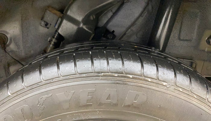 2021 Hyundai VENUE S+ 1.2, Petrol, Manual, 73,267 km, Left Rear Tyre Tread