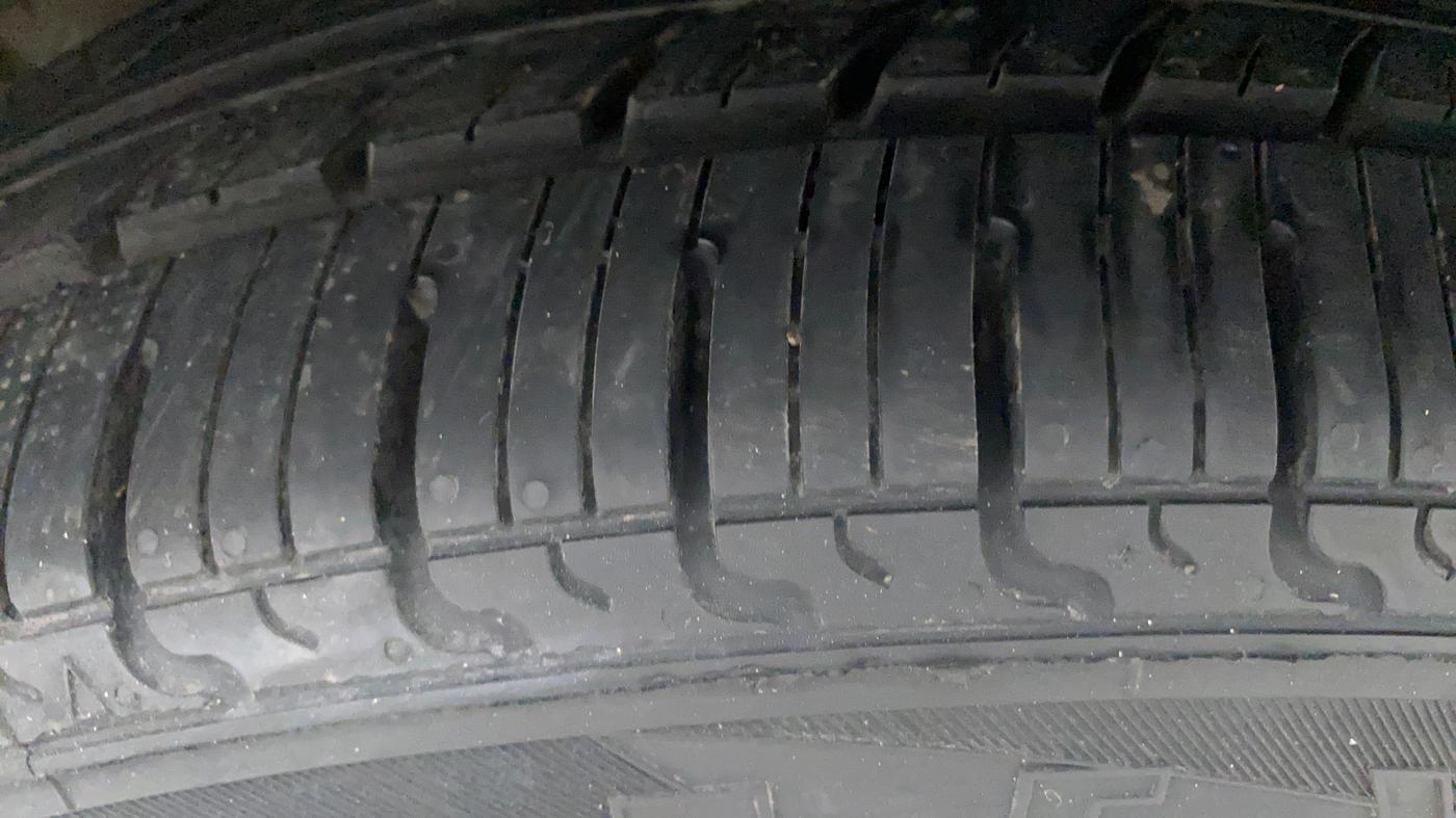 2019 Hyundai NEW SANTRO SPORTZ AMT, Petrol, Automatic, 27,184 km, Left Front Tyre Tread