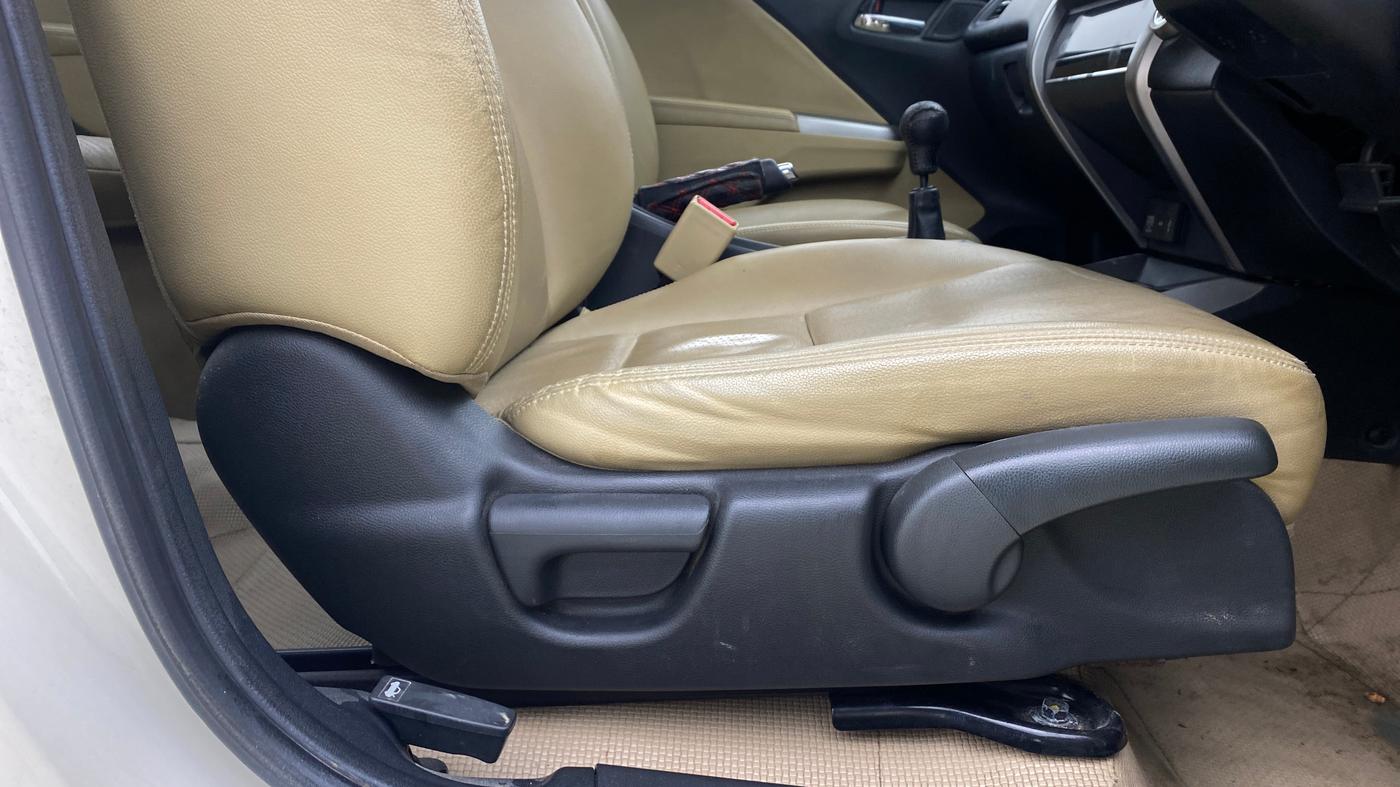 2015 Honda City 1.5L I-VTEC VX, Petrol, Manual, 55,978 km, Driver Side Adjustment Panel