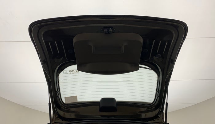 2018 Renault Duster 110 PS RXZ 4X2 AMT DIESEL, Diesel, Automatic, 52,902 km, Boot Door Open