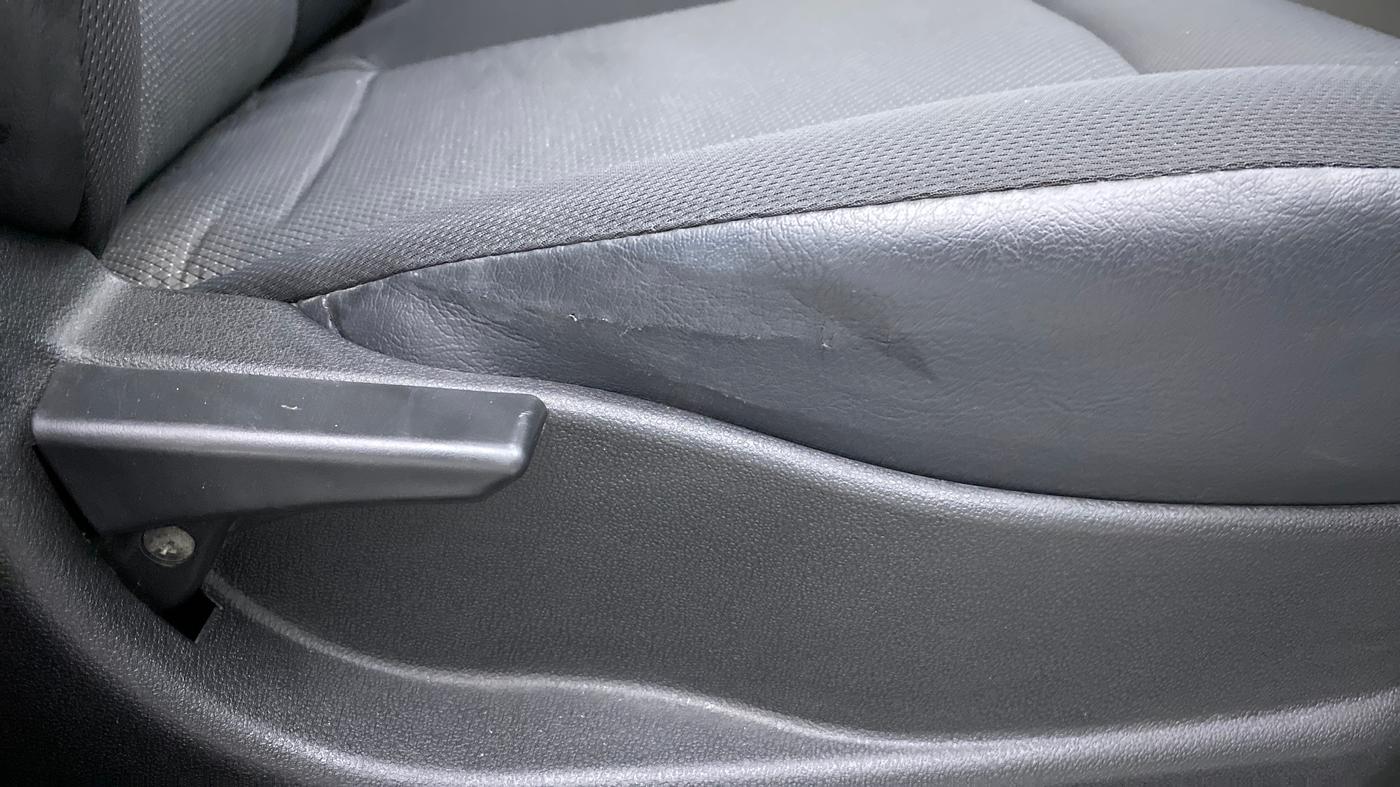 2018 Tata Tiago XT 1.2 REVOTRON, Petrol, Manual, 64,034 km, Driver Side Adjustment Panel