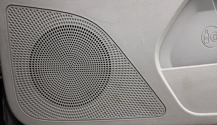 2018 Tata Tiago XT 1.2 REVOTRON, Petrol, Manual, 64,034 km, Speaker