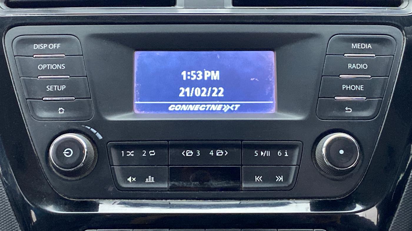 2018 Tata Tiago XT 1.2 REVOTRON, Petrol, Manual, 64,034 km, Infotainment System