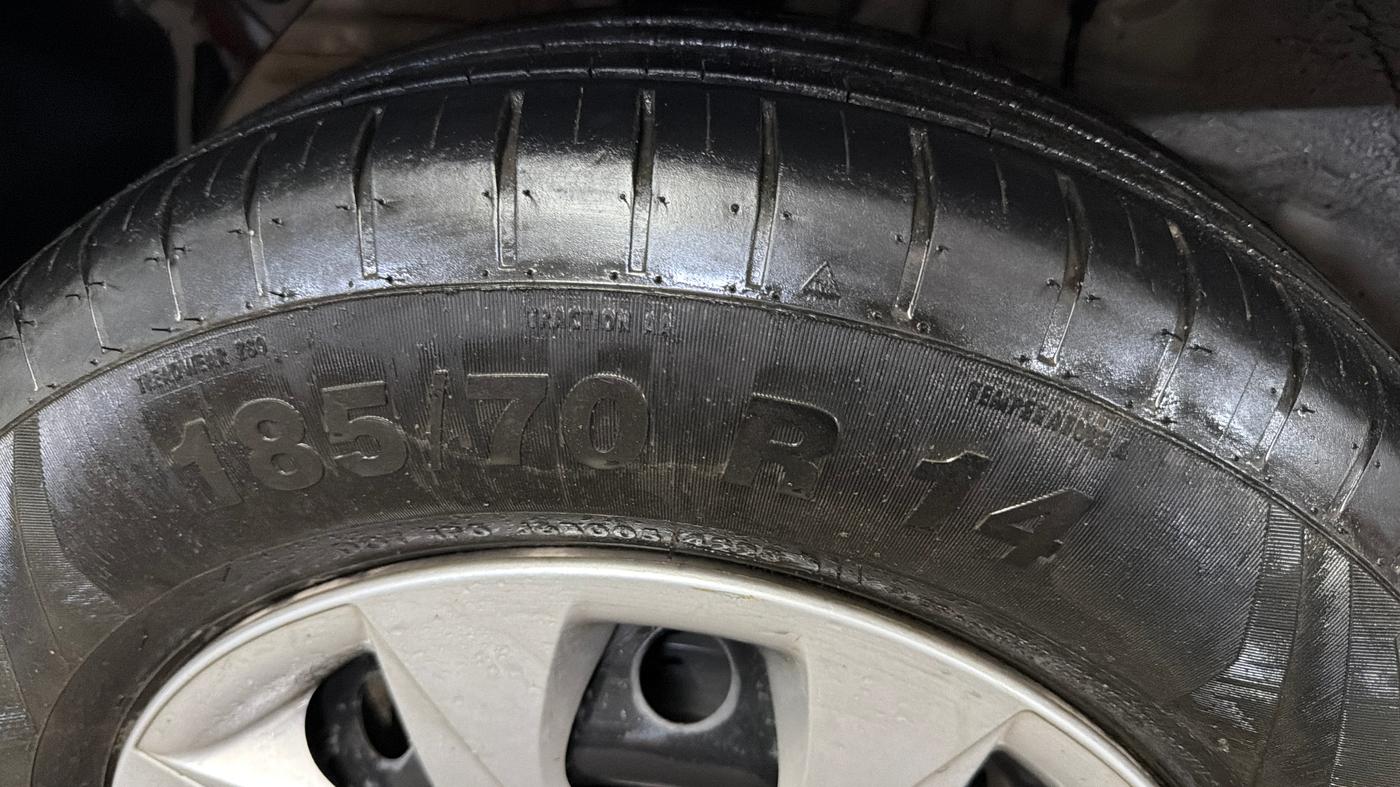 2019 Hyundai Elite i20 MAGNA PLUS 1.2, Petrol, Manual, 78,236 km, Right Rear Tyre Tread