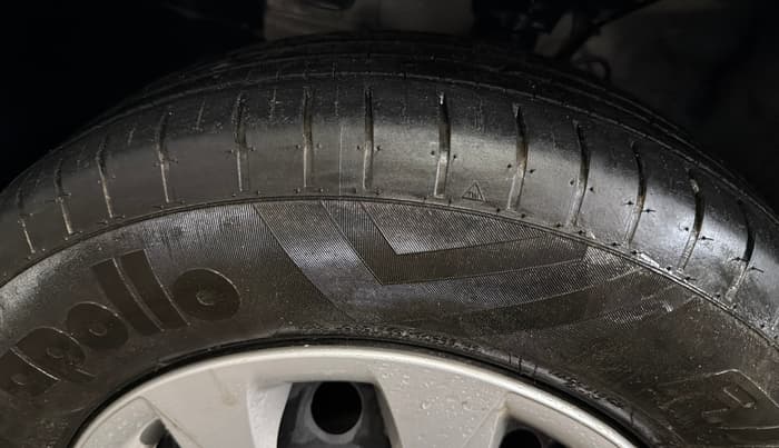 2019 Hyundai Elite i20 MAGNA PLUS 1.2, Petrol, Manual, 78,236 km, Left Front Tyre Tread
