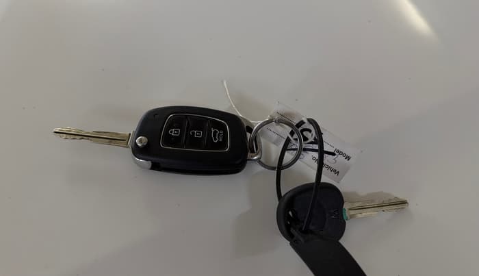 2019 Hyundai Elite i20 MAGNA PLUS 1.2, Petrol, Manual, 78,236 km, Key Close Up