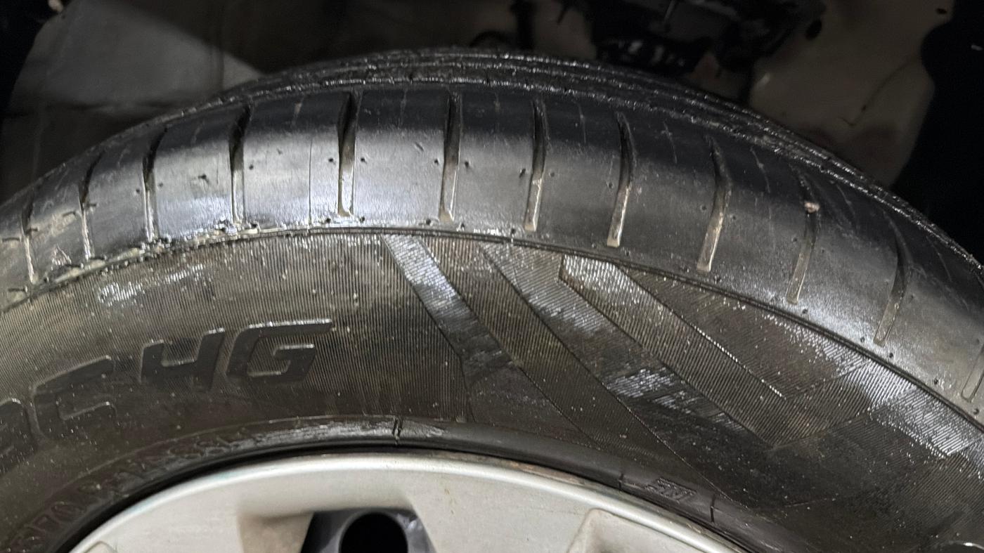 2019 Hyundai Elite i20 MAGNA PLUS 1.2, Petrol, Manual, 78,236 km, Right Front Tyre Tread