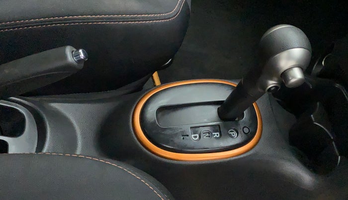 2018 Nissan Micra XL CVT, Petrol, Automatic, 28,084 km, Gear Lever