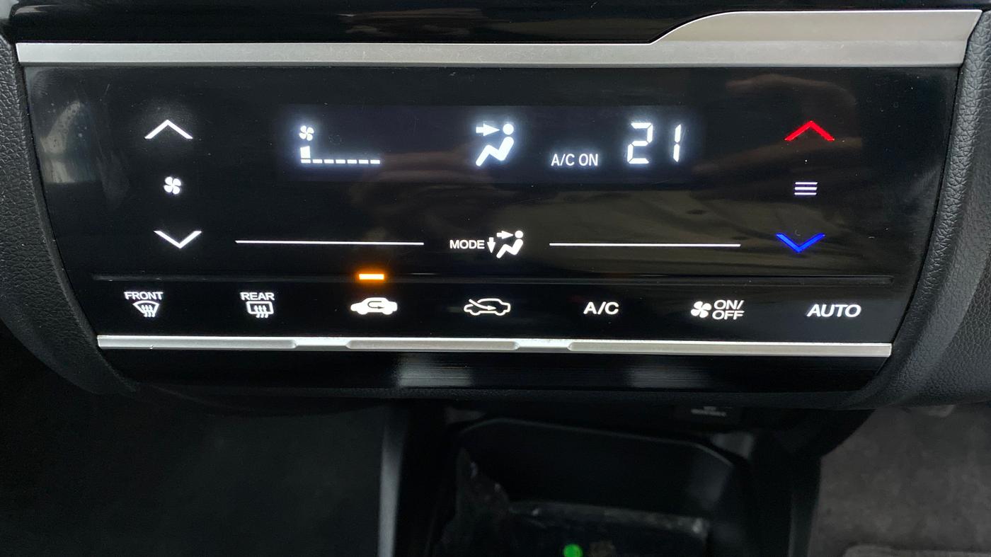 2016 Honda Jazz 1.5 VX I DTEC, Diesel, Manual, 37,960 km, Automatic Climate Control