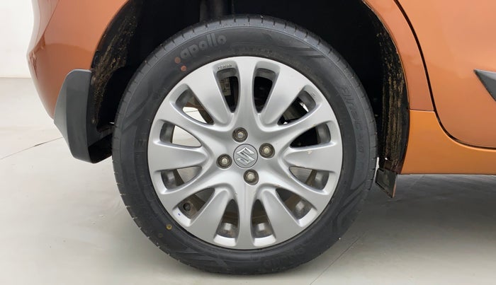 2017 Maruti Baleno ALPHA PETROL 1.2, Petrol, Manual, 5,897 km, Right Rear Wheel