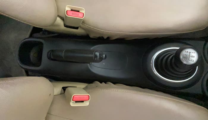 2013 Honda Brio S MT, Petrol, Manual, 73,893 km, Gear Lever
