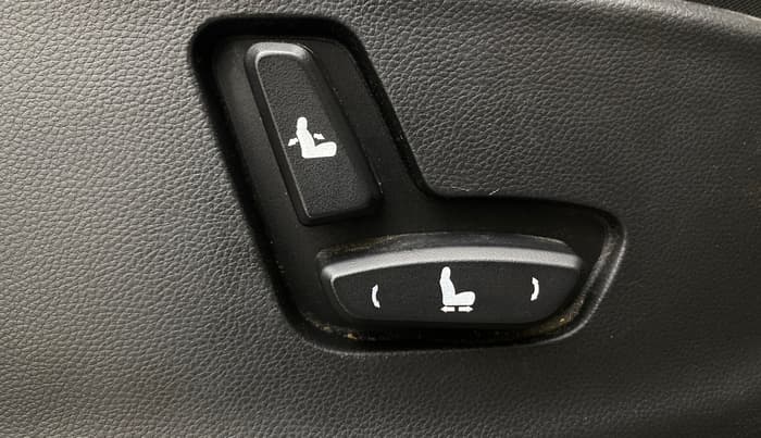 2021 MG HECTOR SHARP 1.5 PETROL CVT, Petrol, Automatic, 28,156 km, Driver Side Adjustment Panel