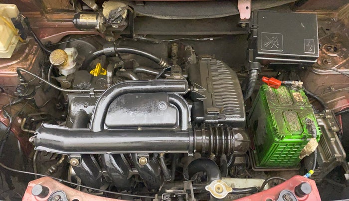 2017 Renault Kwid RXT 1.0 AMT, Petrol, Automatic, 38,949 km, Engine View