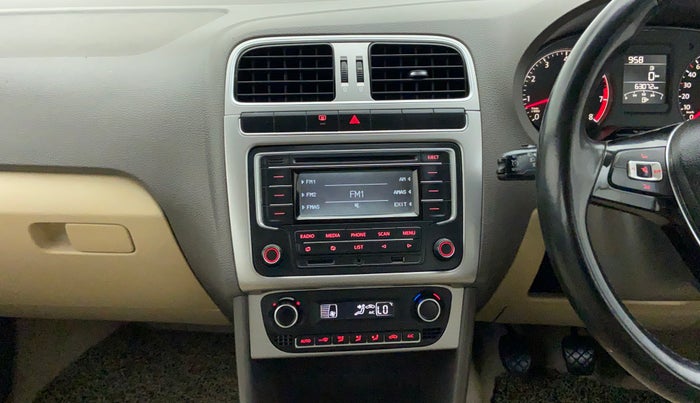 2015 Volkswagen Vento HIGHLINE PETROL, Petrol, Manual, 63,072 km, Air Conditioner