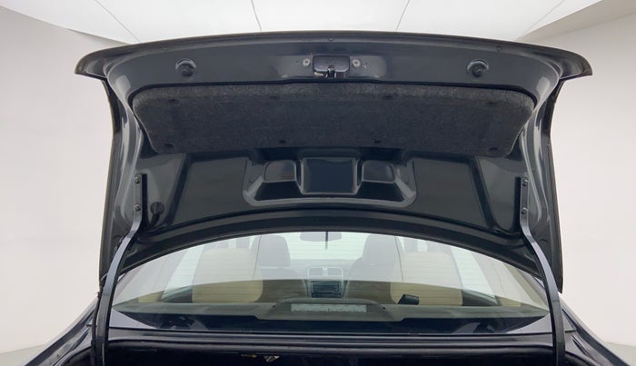 2015 Volkswagen Vento HIGHLINE PETROL, Petrol, Manual, 63,072 km, Boot Door Open