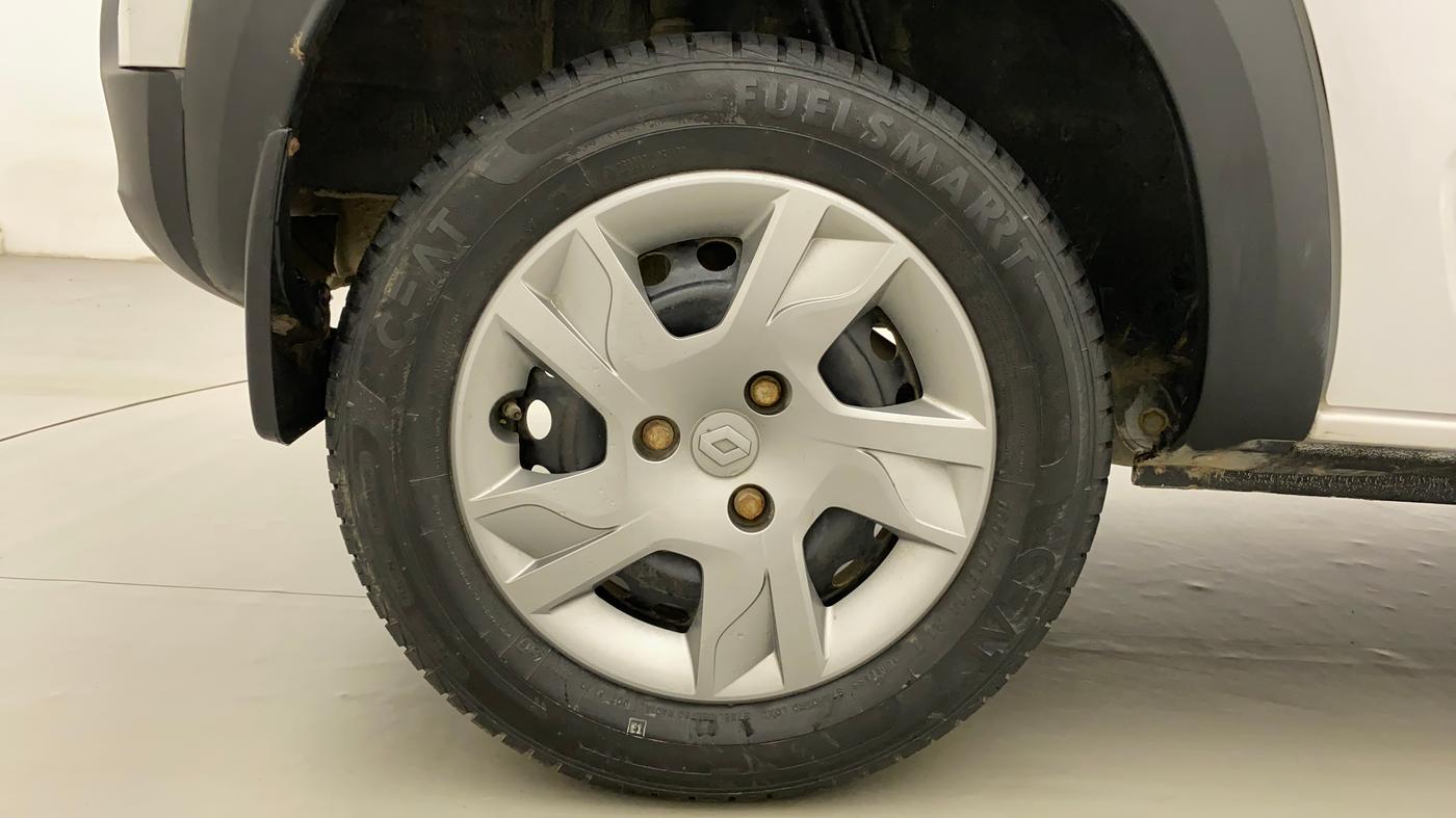 2019 Renault Kwid RXT 1.0 AMT (O), Petrol, Automatic, 25,711 km, Right Rear Wheel