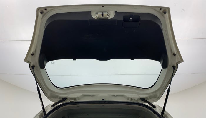 2011 Maruti Swift LXI D, CNG, Manual, 80,296 km, Boot Door Open