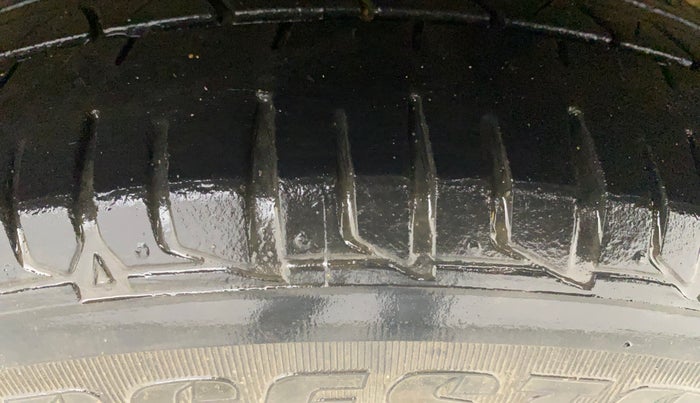 2015 Honda Amaze 1.5L I-DTEC SX, Diesel, Manual, 71,032 km, Left Rear Tyre Tread